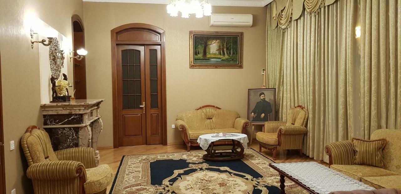 Gulluoglu Royal Deluxe Apartment Baku Extérieur photo