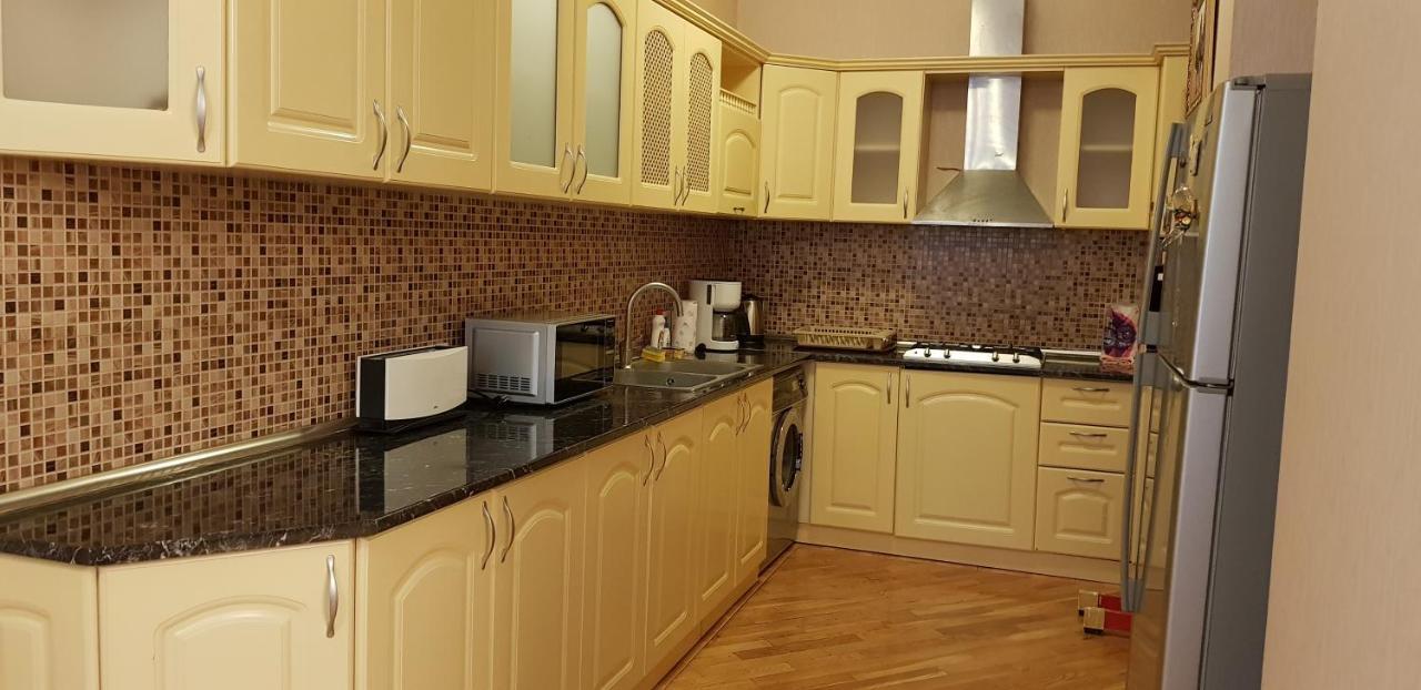 Gulluoglu Royal Deluxe Apartment Baku Extérieur photo